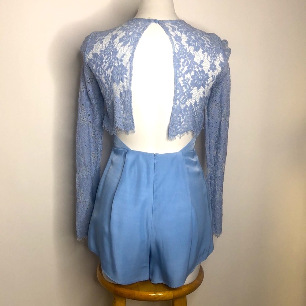 Jetset Diaries‎ Baby Blue Lace Long Sleeve Exposed Back Romper w/ pockets Sz S